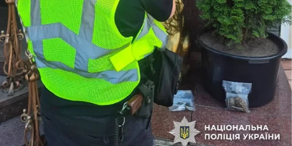 25 липня, 13:00, Дніпровський район: цифри знахідки з гранатами