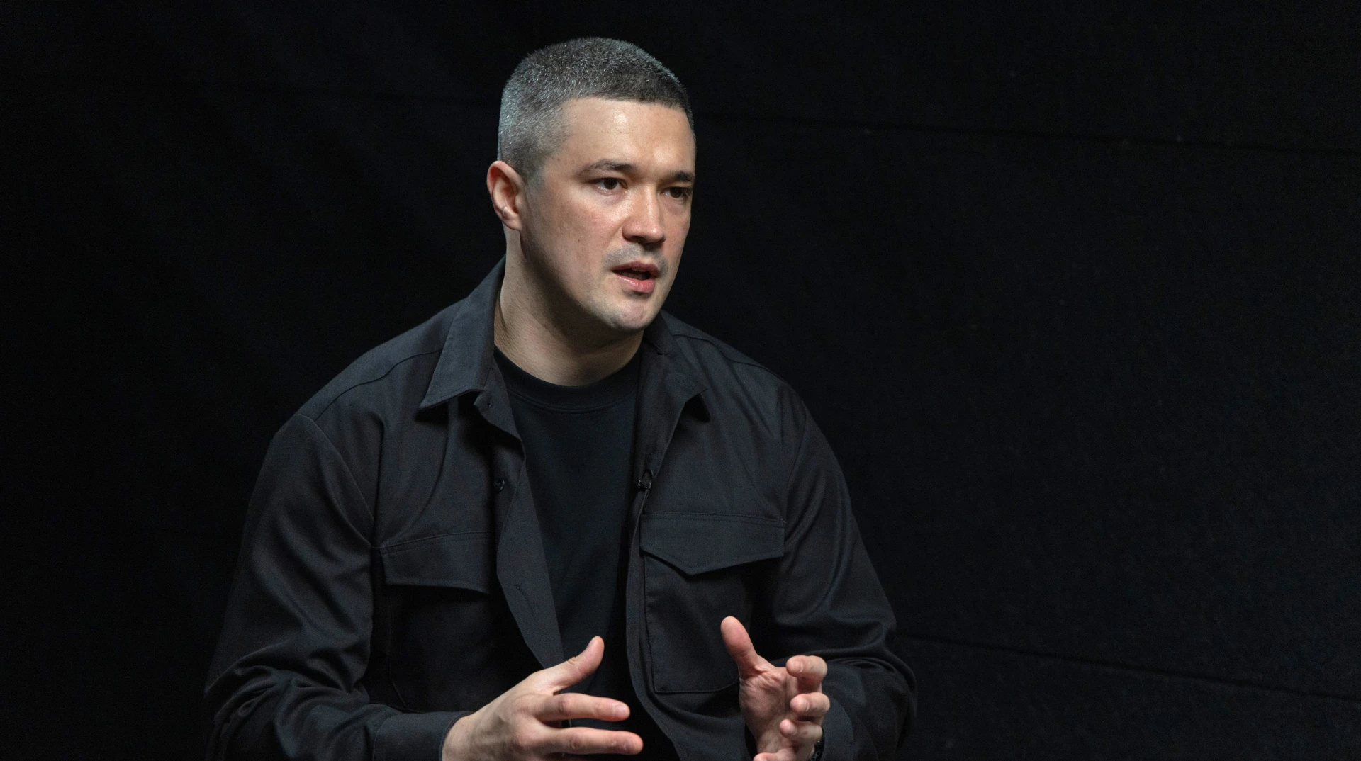 Михайло Федоров, колишній міністр оборони України, під час інтерв'ю
