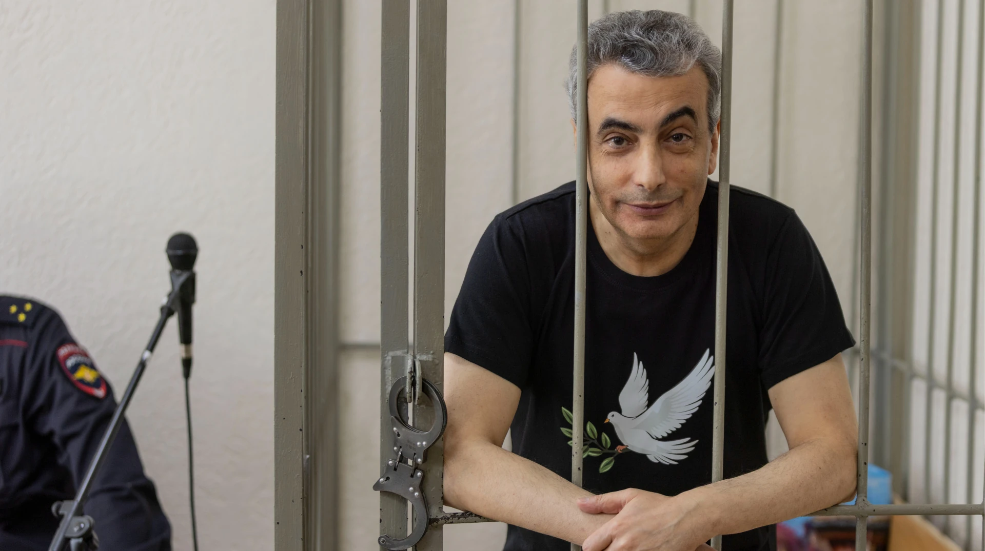 Хто такий Лев Шлосберг: роль у «Яблуку» і вирок Псковського суду