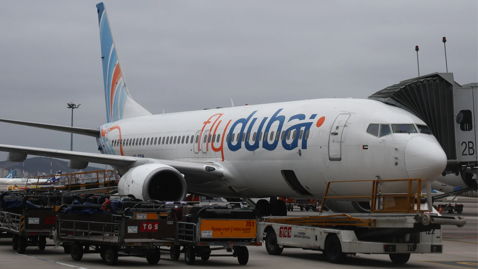 Літак Flydubai подав сигнал 7700, потім 7500 і сів у Табуку: факти рейсу FZ1073